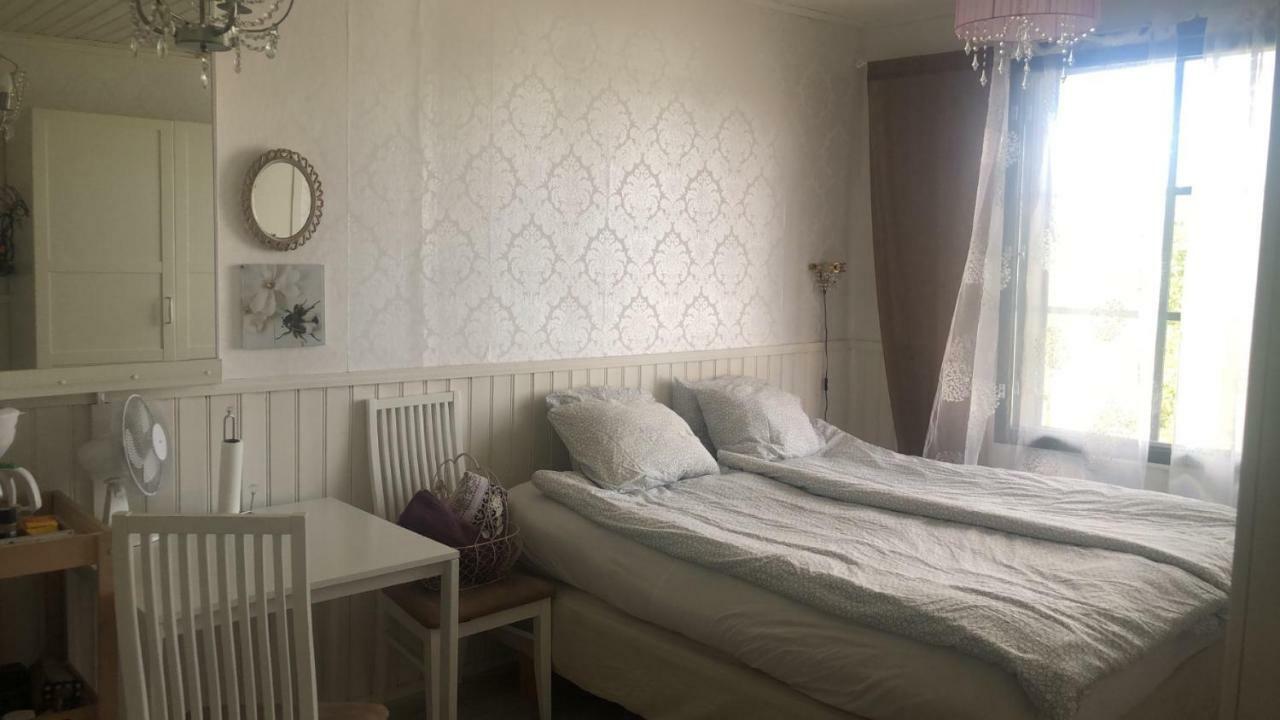 Puutaloasunto 1.8 Km Turun Aurajoelta Apartment Turku Luaran gambar